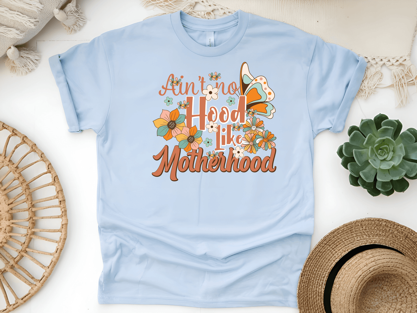 Ain't No Hood Like Motherhood - Lotta and Liv