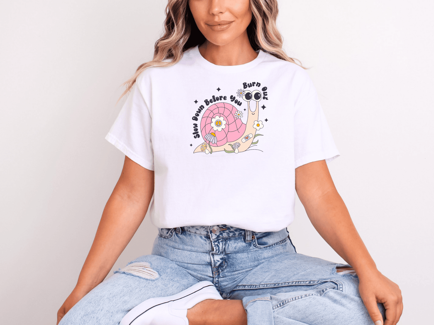 Slow Down Before You Burn Out – Motivational Snail Quote Unisex Softstyle T-Shirt - Lotta and Liv