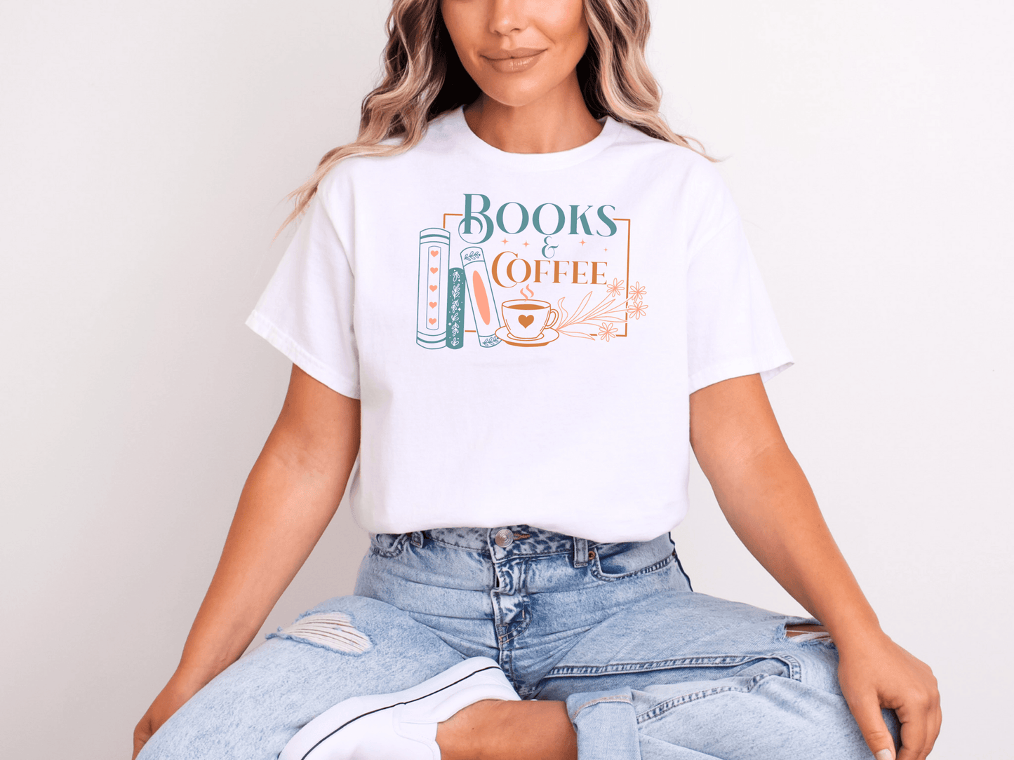 Books & Coffee Unisex T-Shirt – The Perfect Tee for Bookworms & Coffee Lovers - Lotta and Liv