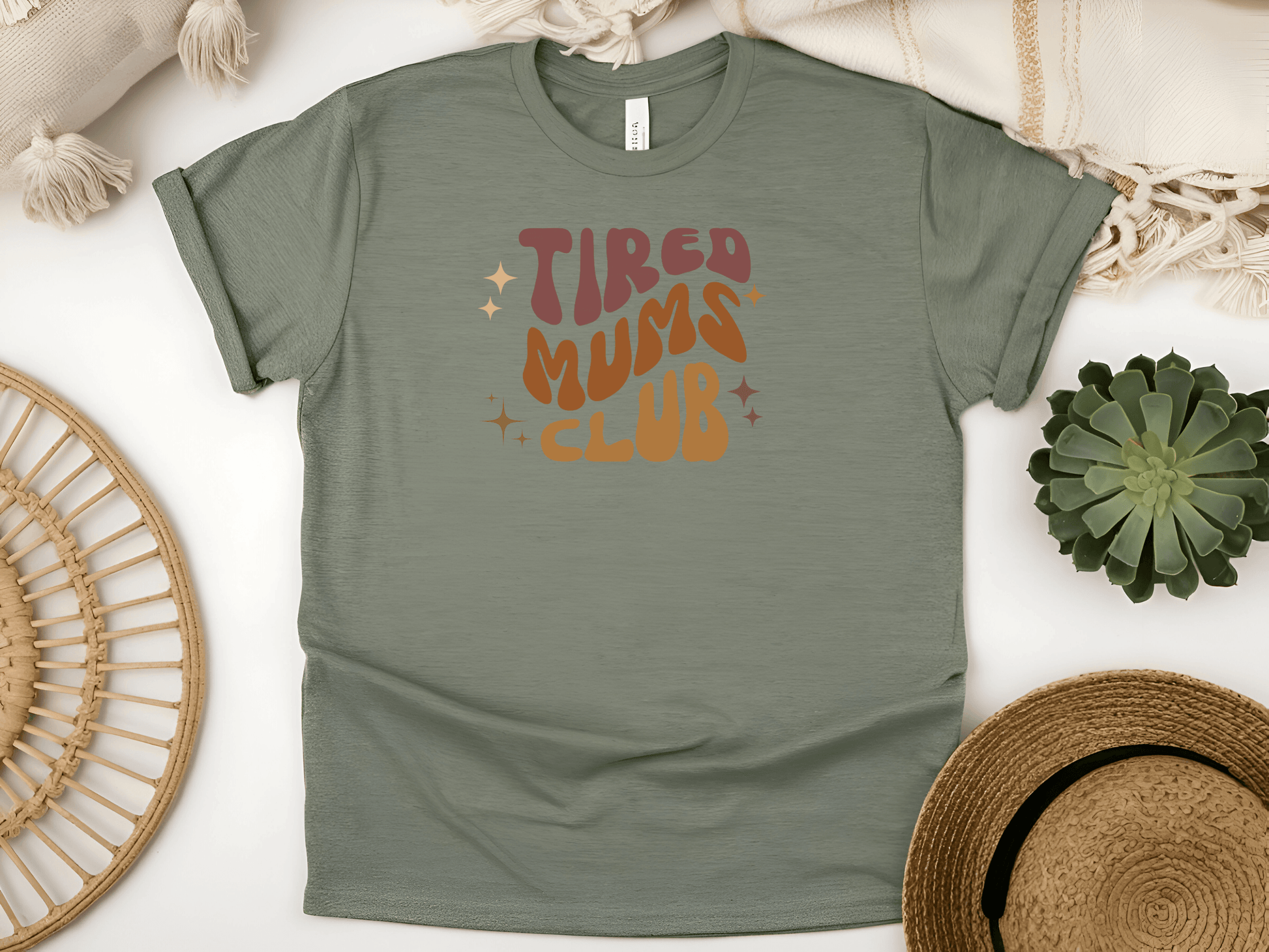 Tired Mums ClubT-Shirt – Funny & Comfy Mum Life Tee for Exhausted Mums - Lotta and Liv