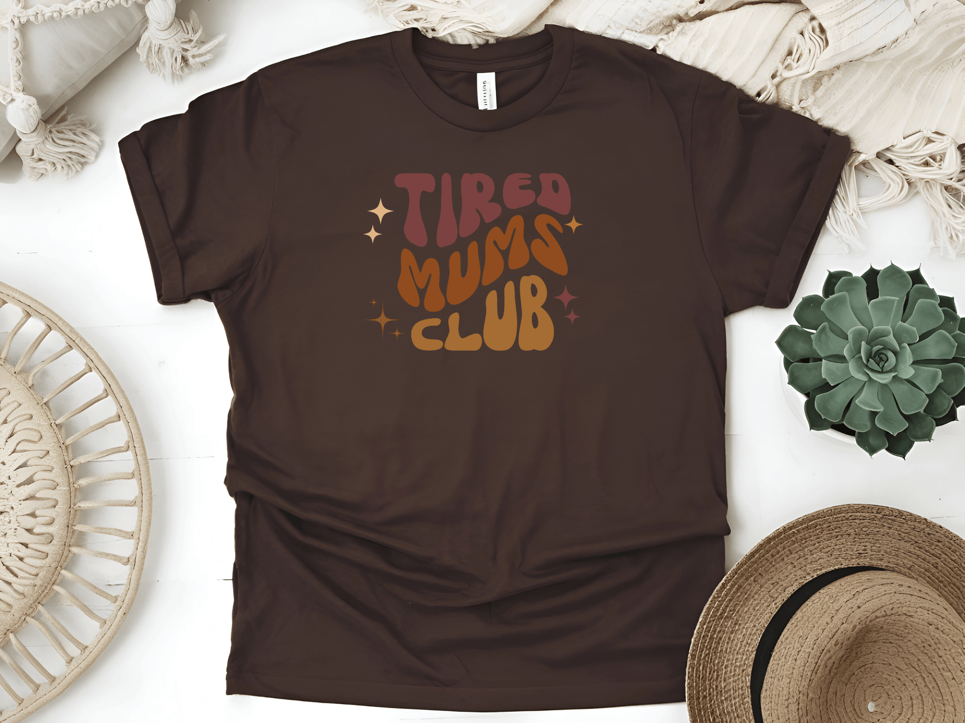 Tired Mums ClubT-Shirt – Funny & Comfy Mum Life Tee for Exhausted Mums - Lotta and Liv
