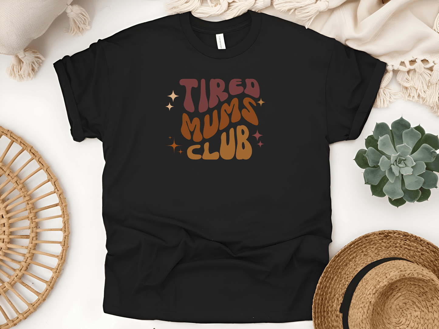 Tired Mums ClubT-Shirt – Funny & Comfy Mum Life Tee for Exhausted Mums - Lotta and Liv