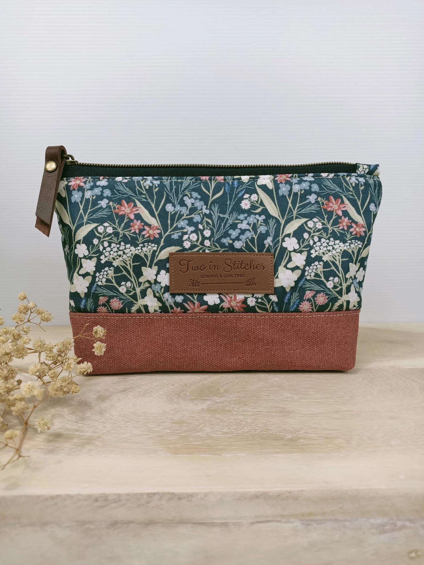 The Ultimate Vinyl-Lined Pouch – Cute, Durable, and Spill-Proof!